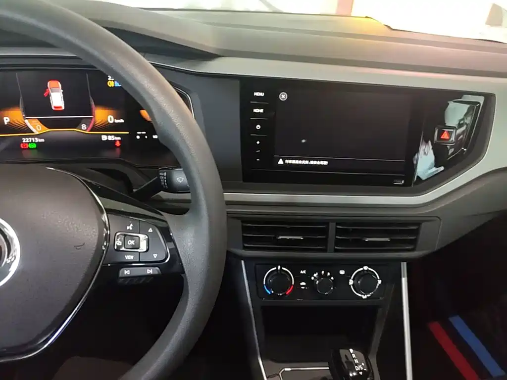 Volkswagen Polo — миниатюра 13