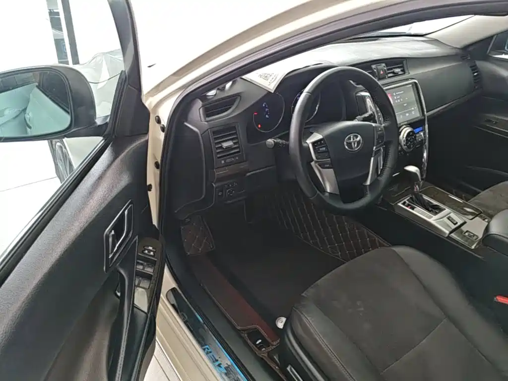 Toyota Reiz — миниатюра 16