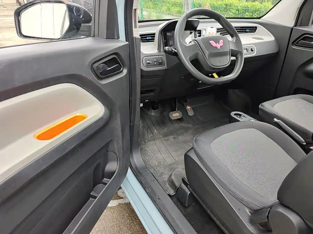 Wuling MINIEV — миниатюра 16