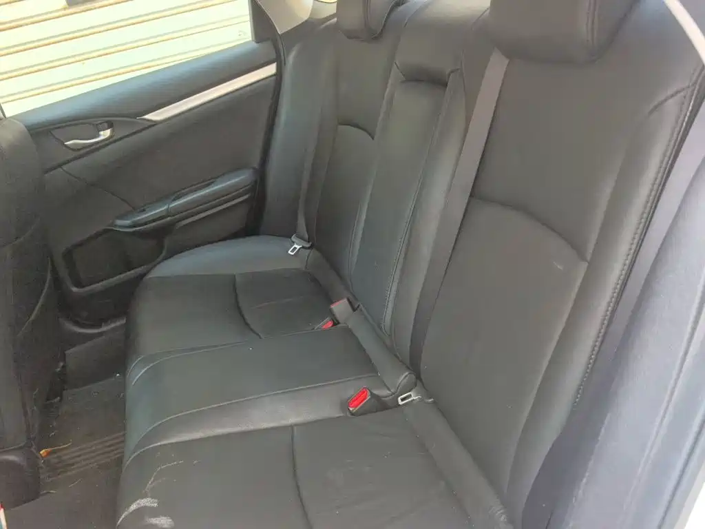 Honda Civic — миниатюра 18