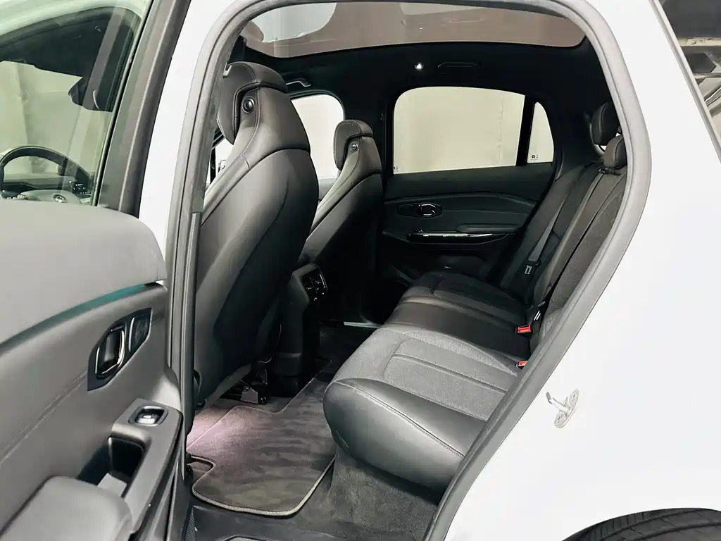 NIO EC6 — миниатюра 10
