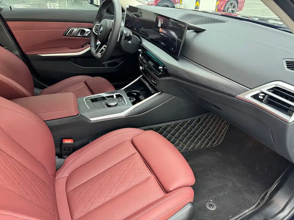 BMW 3 Series — миниатюра 11