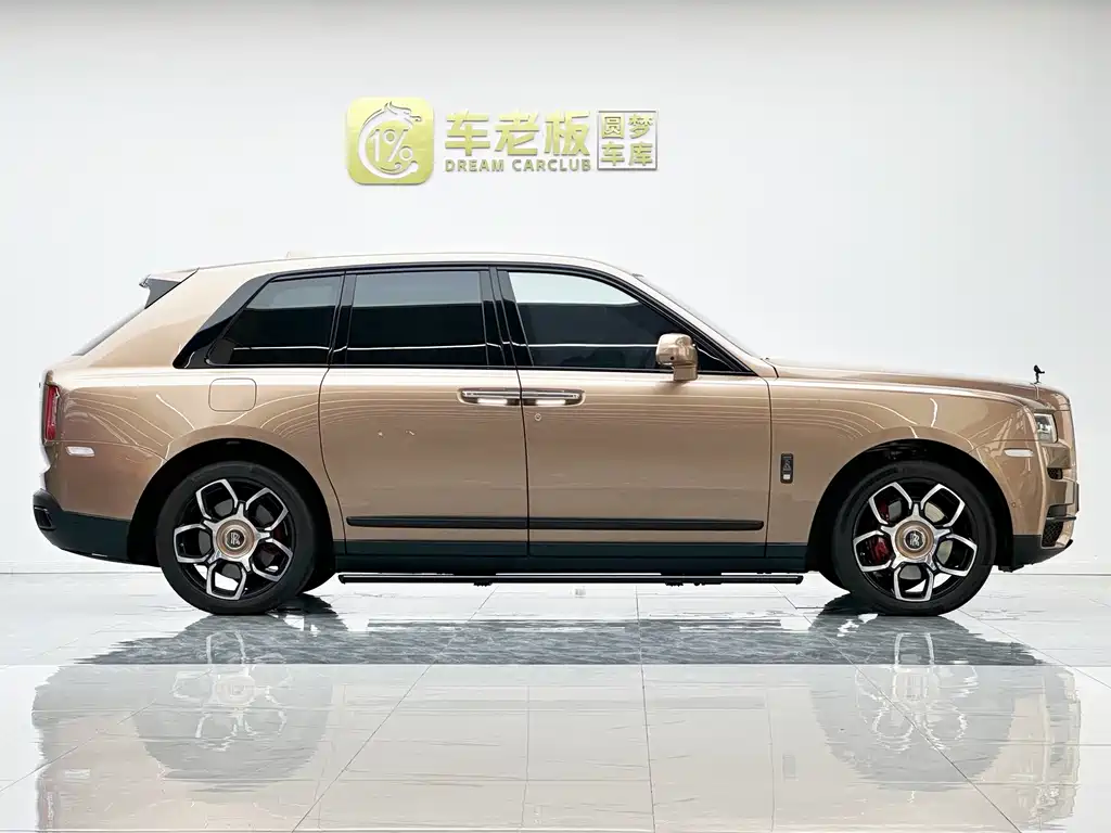 Rolls-Royce Cullinan — миниатюра 7