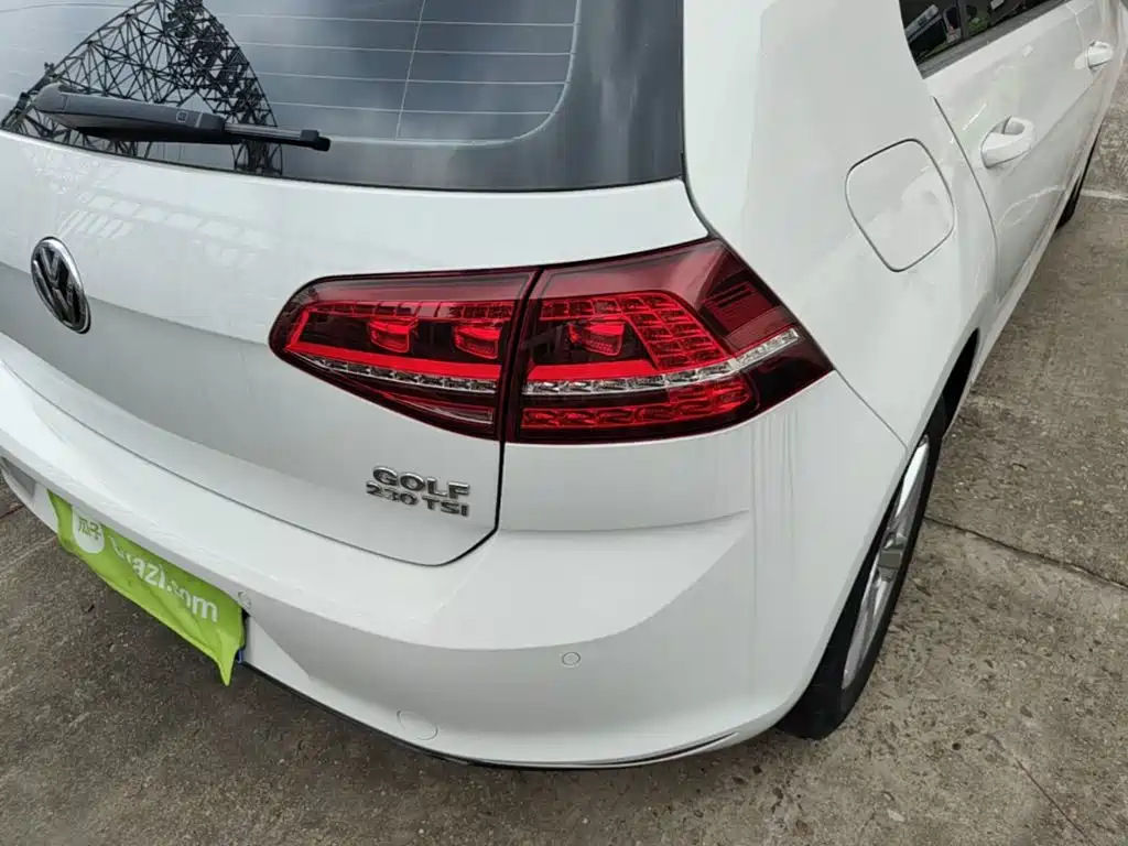 Volkswagen Golf — миниатюра 8