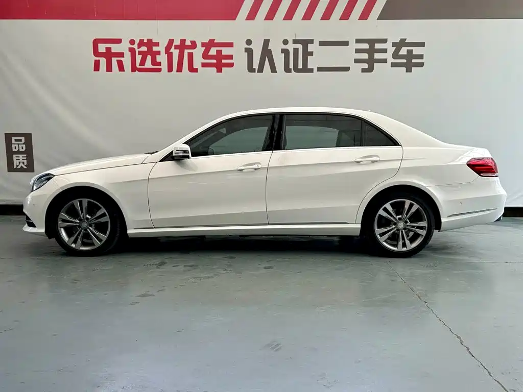 Mercedes-Benz E-Class — миниатюра 3
