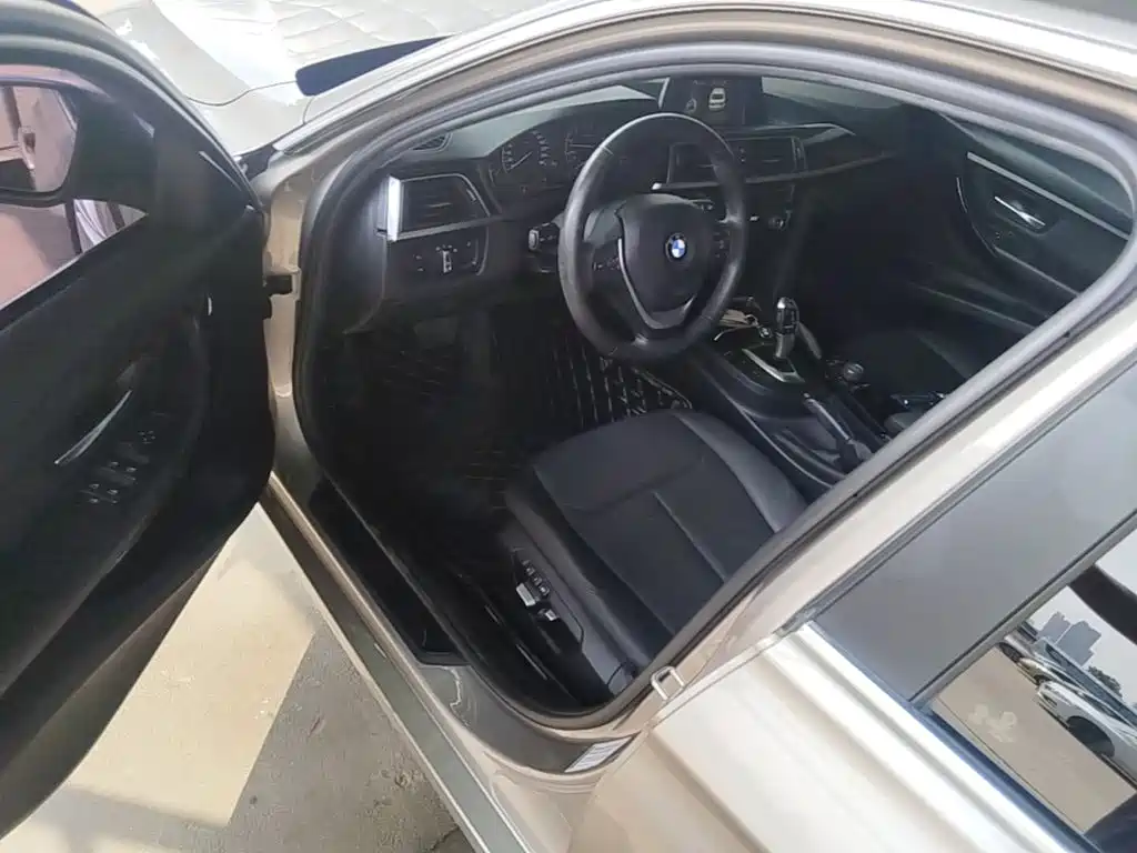 BMW 3 Series — миниатюра 16