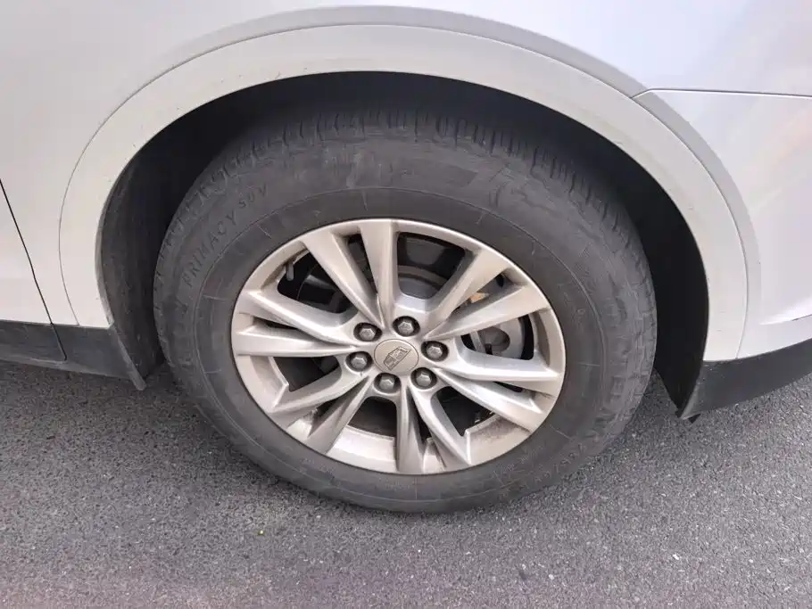 Cadillac XT5 — миниатюра 6