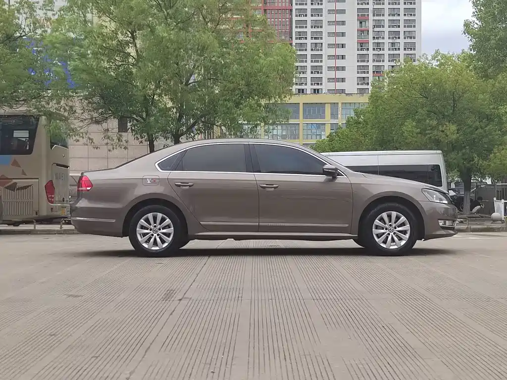 Volkswagen Passat — миниатюра 9
