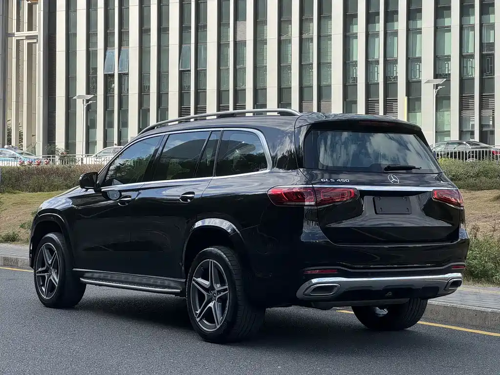 MERCEDES-BENZ GLS