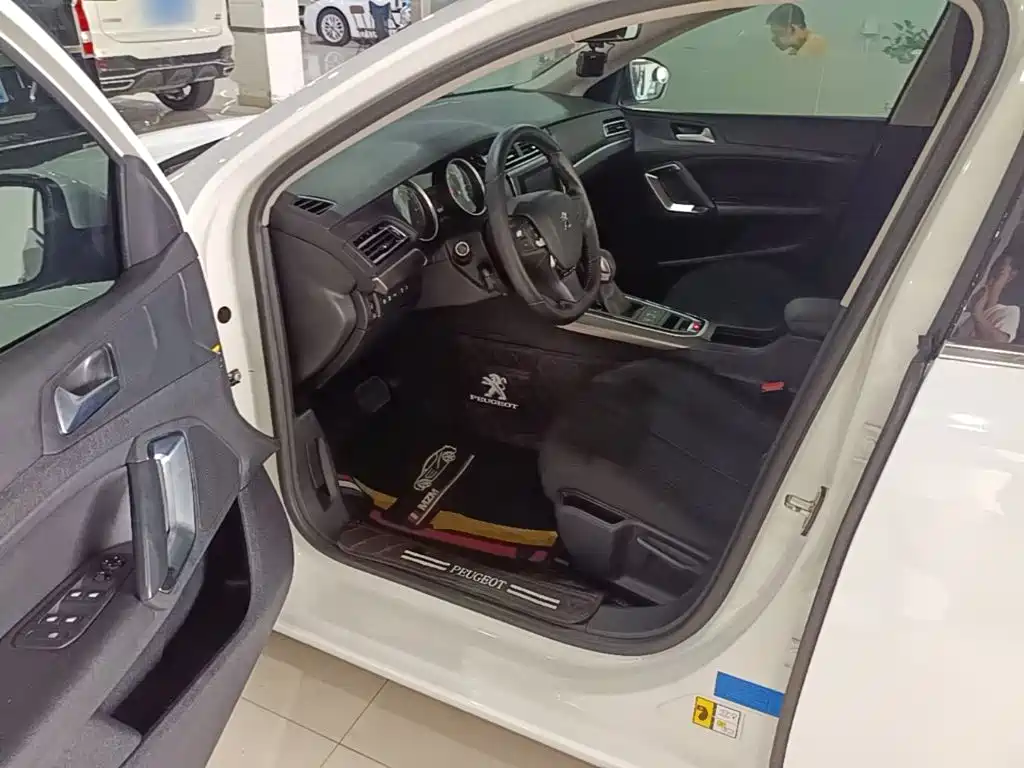 Peugeot 408 — миниатюра 16