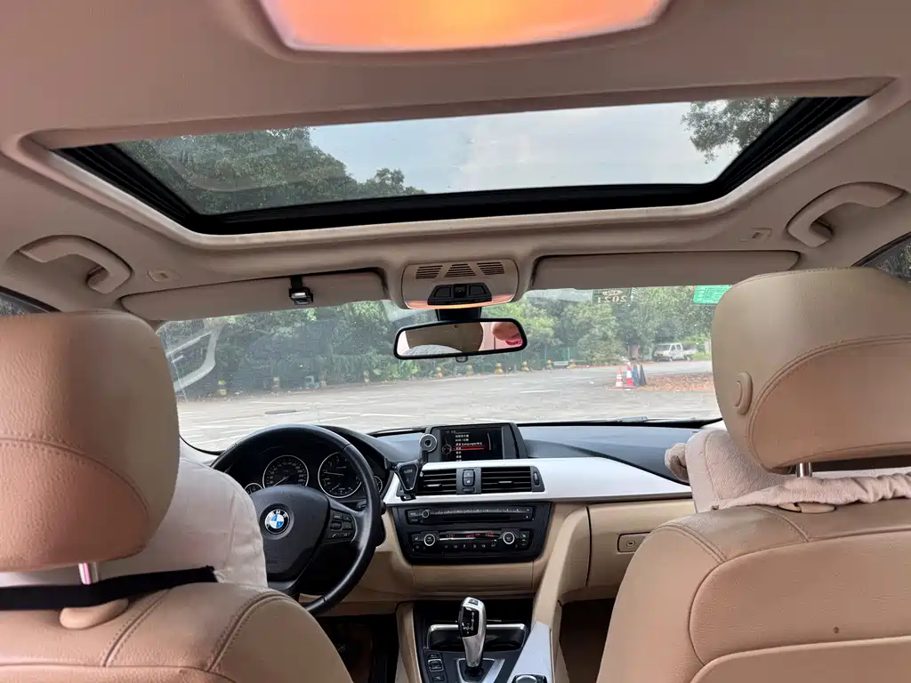 BMW 3 Series — миниатюра 13