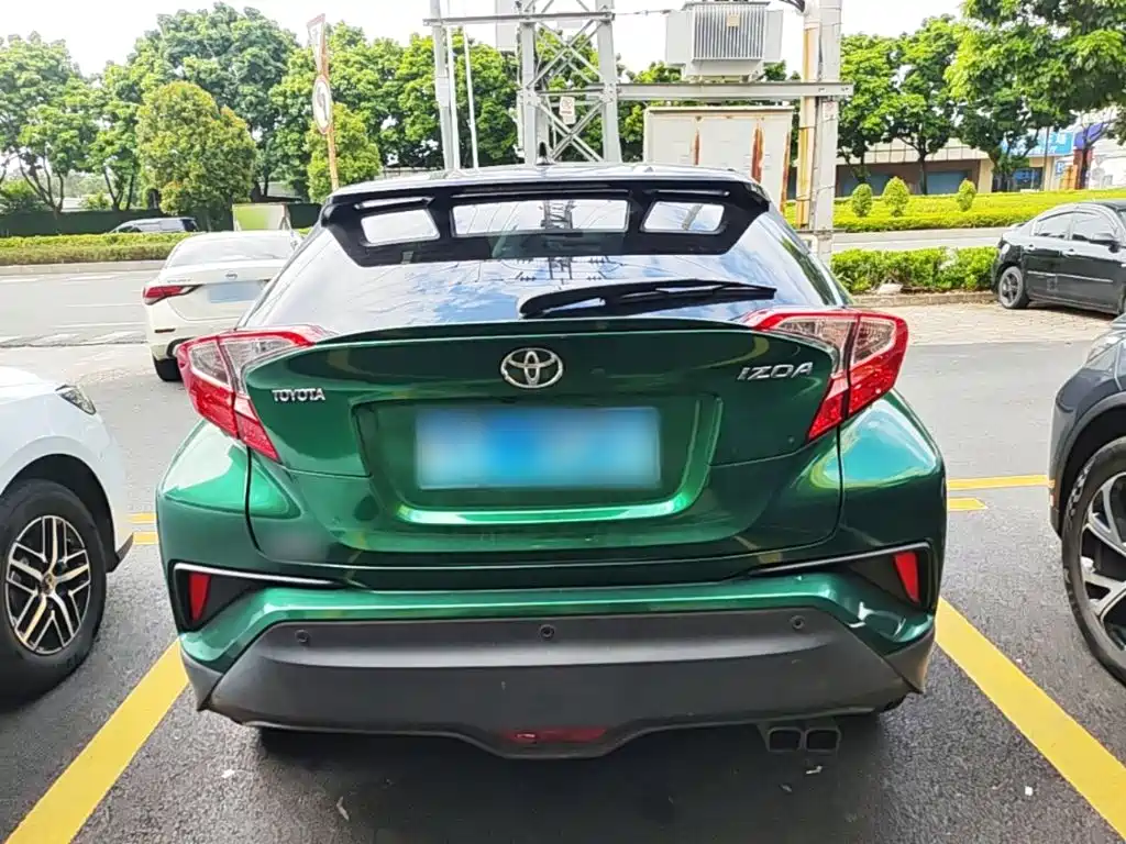 Toyota IZOA — миниатюра 6