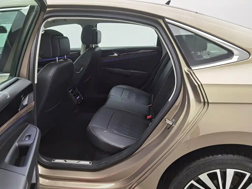Volkswagen Passat — миниатюра 15