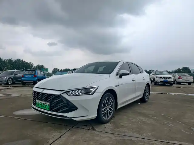 2023 BYD Qin