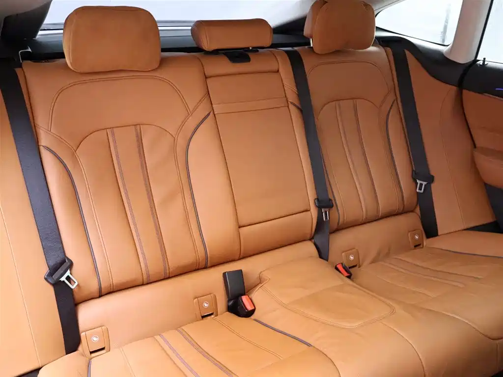 BMW 6 Series GT 630i Luxury Design Package, фото 22