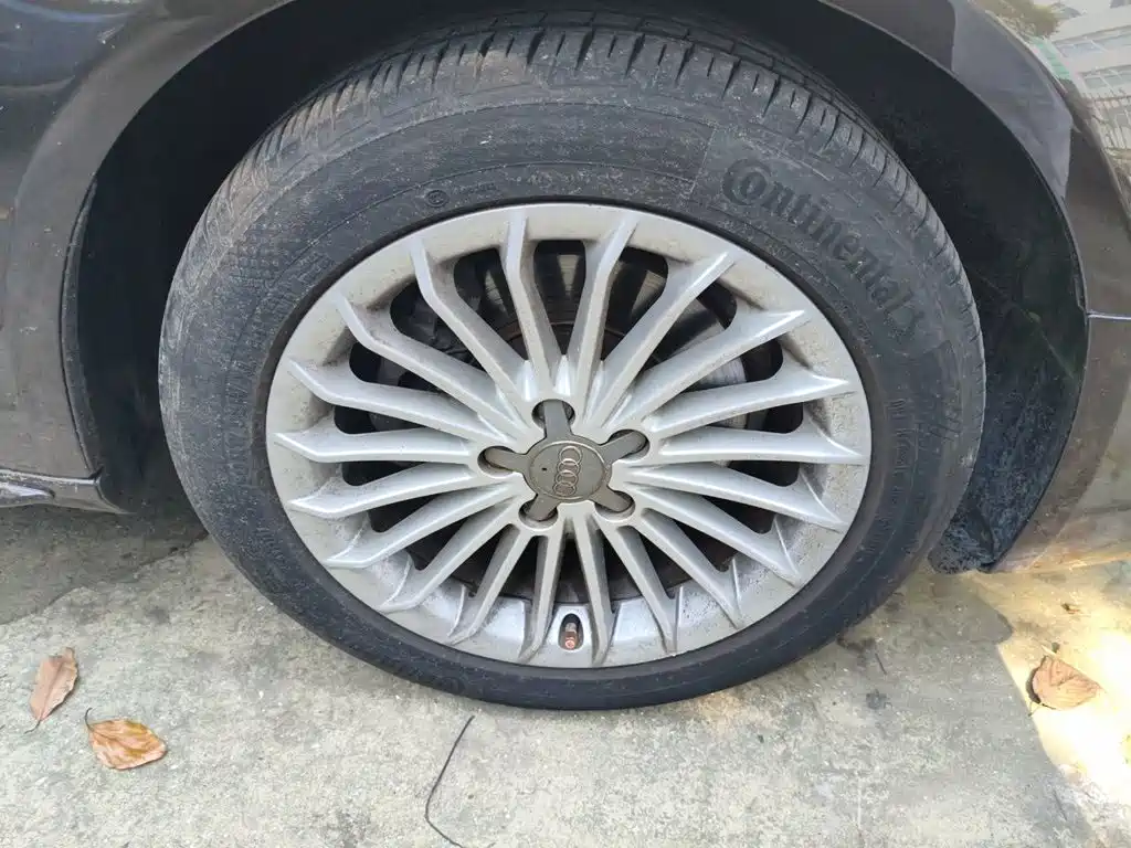 Audi A4L — миниатюра 8