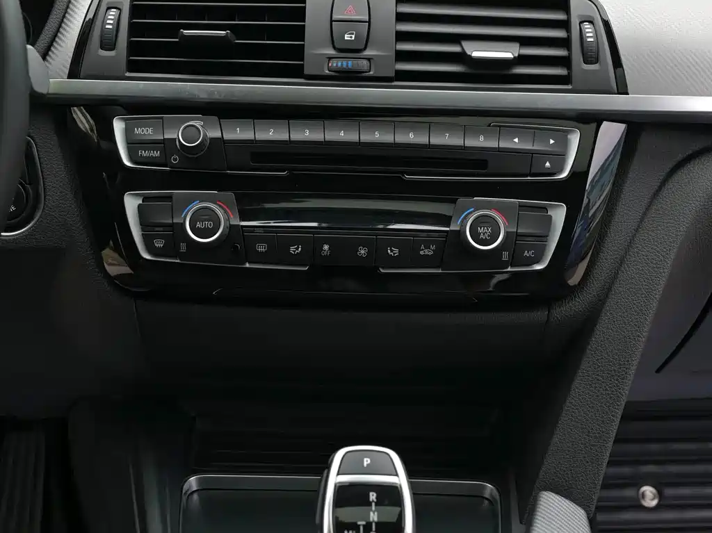 BMW 3 Series — миниатюра 10
