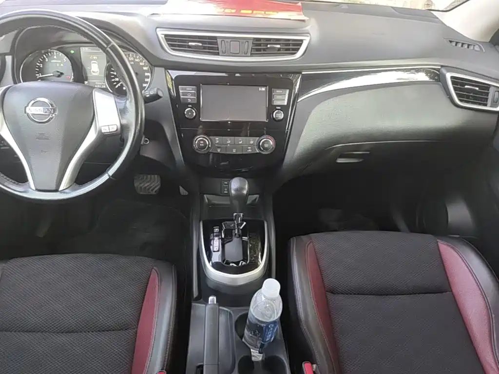Nissan Qashqai — миниатюра 13