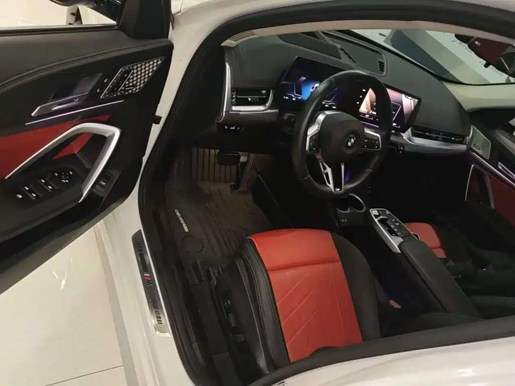 BMW iX1 — миниатюра 16
