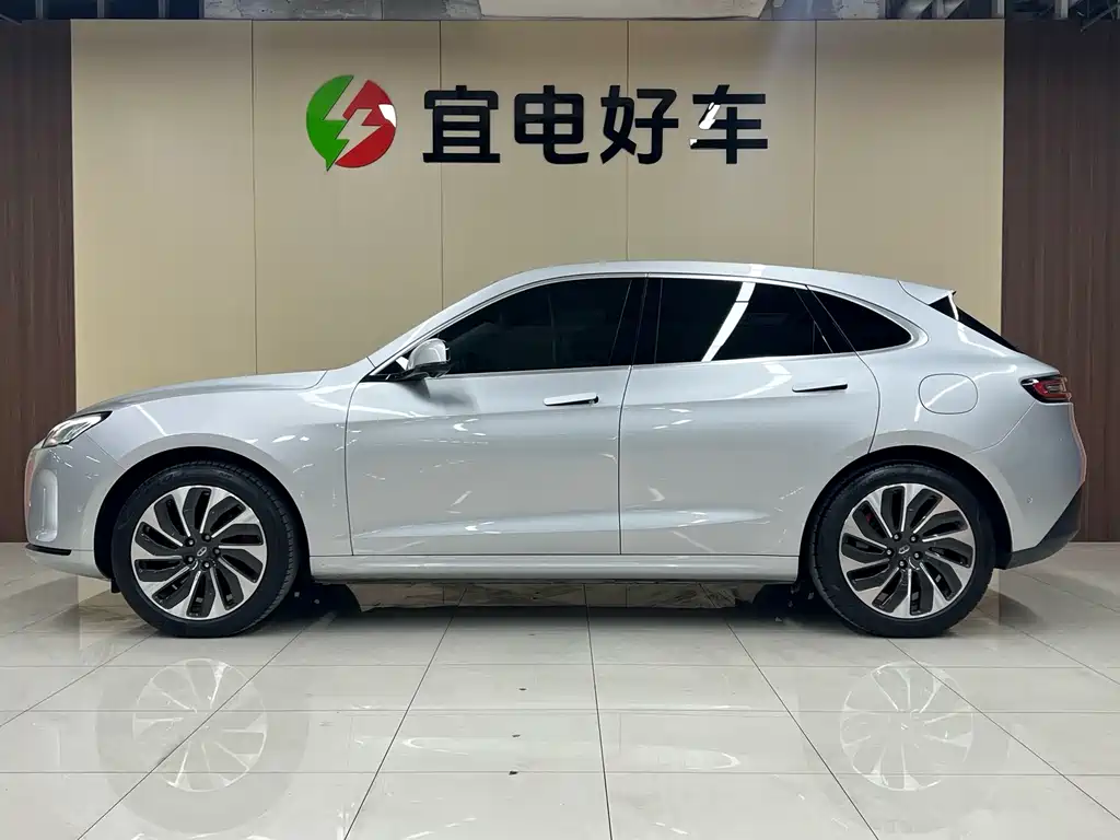 AITO ASK THE WORLD M5