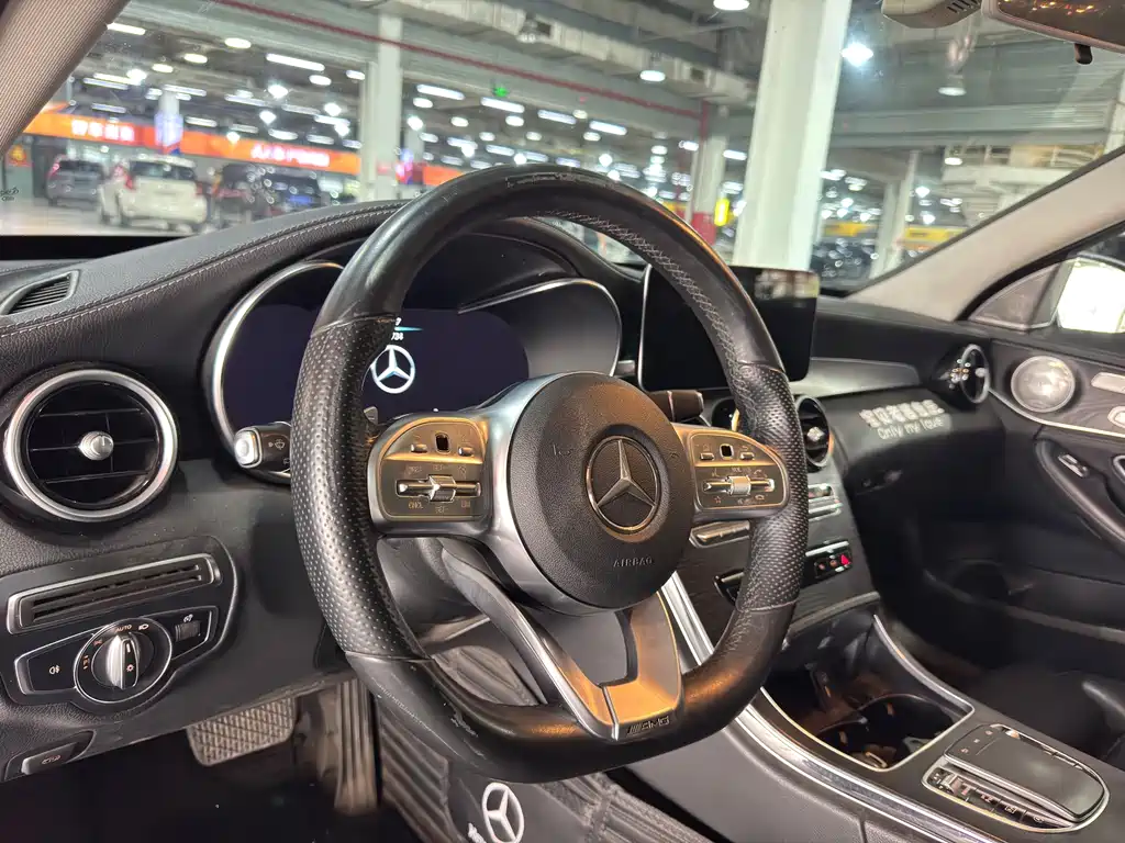 Mercedes-Benz C-Class — миниатюра 12