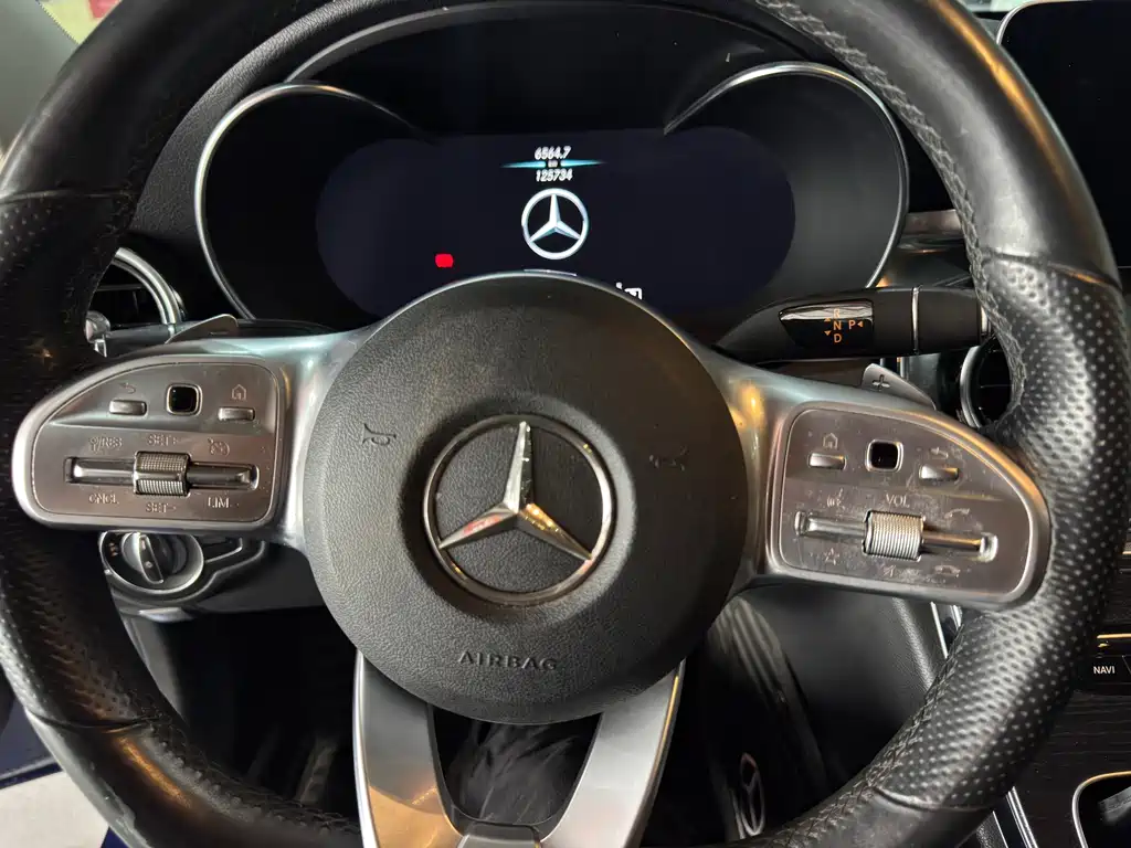 Mercedes-Benz C-Class — миниатюра 13
