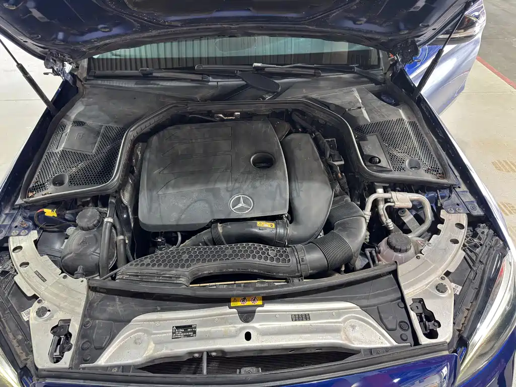Mercedes-Benz C-Class — миниатюра 24