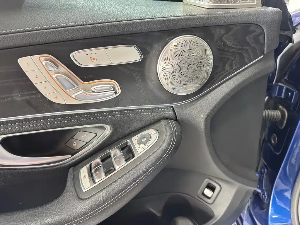 Mercedes-Benz C-Class — миниатюра 18