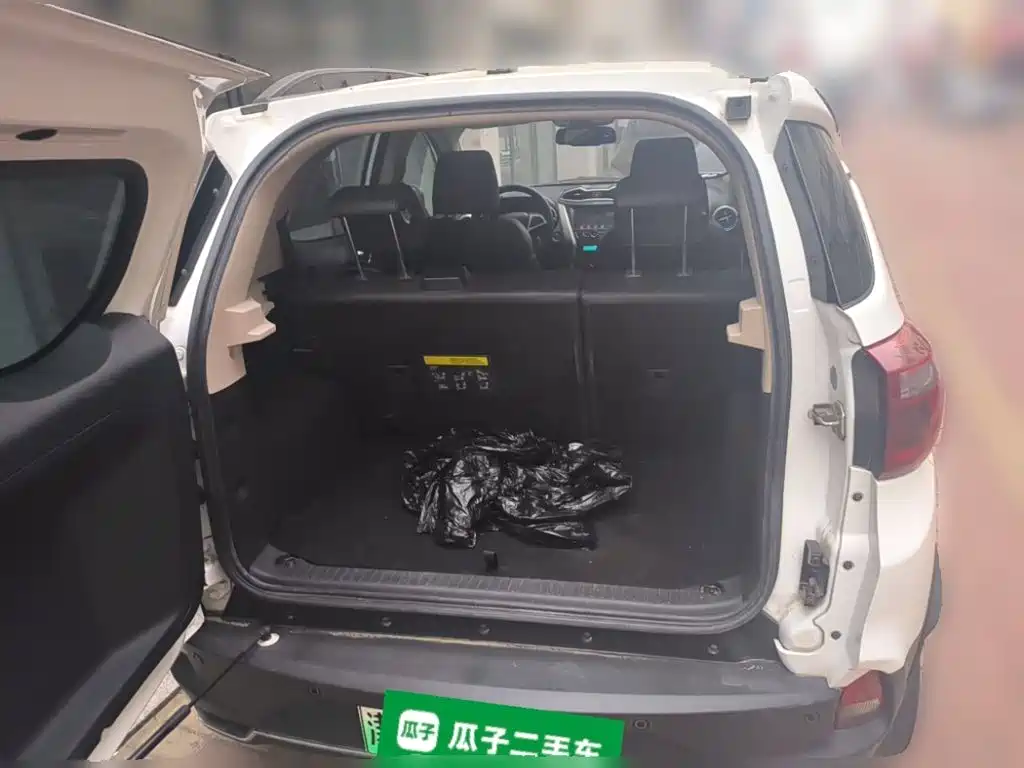 BYD Yuan EV — миниатюра 20