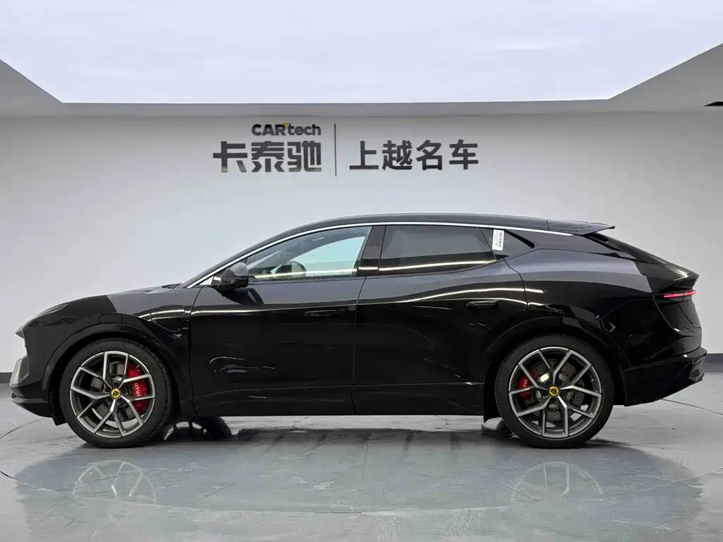 LOTUS SPORTS CAR ELETRE