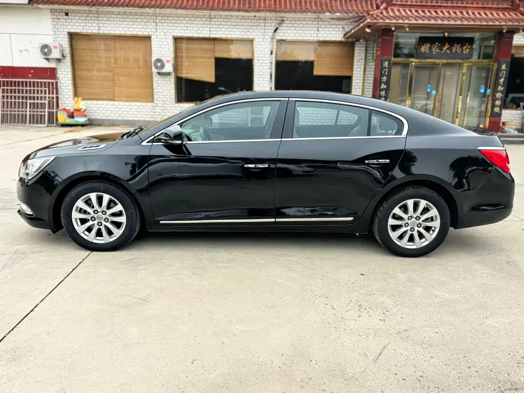 Buick LaCrosse — миниатюра 4