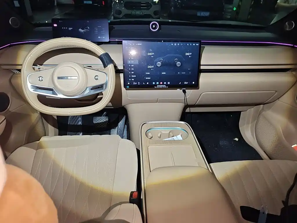 Exeed Xingjiyuan ET — миниатюра 10