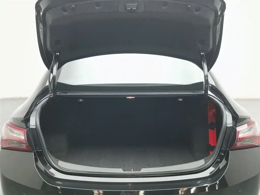 CHEVROLET MAI RUIBAO XL