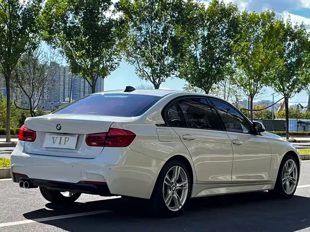 BMW 3 Series — миниатюра 6