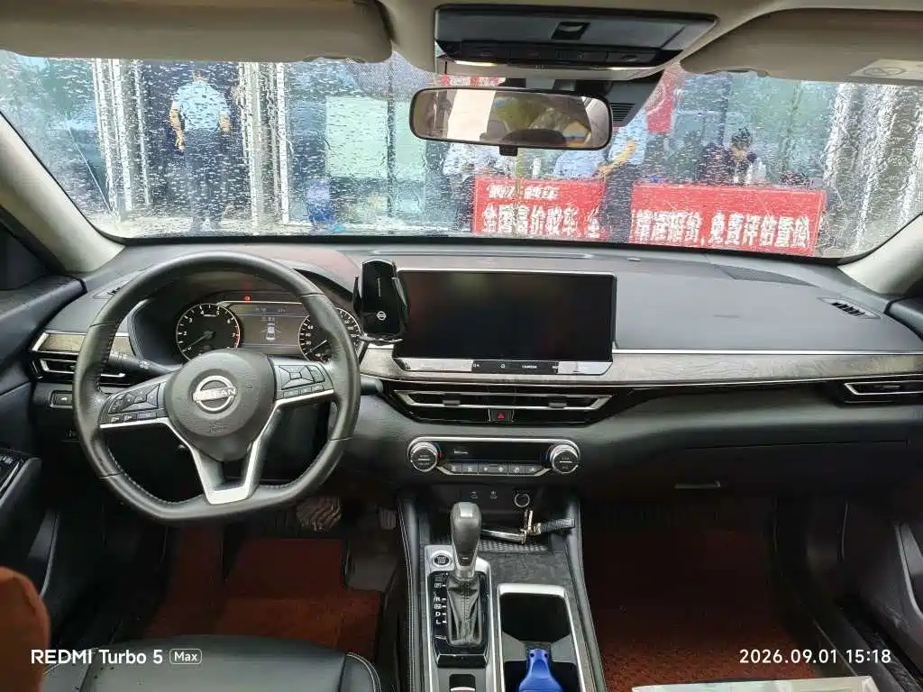 Nissan Teana — миниатюра 5