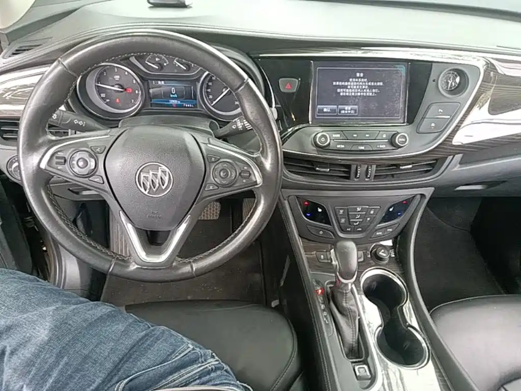 Buick Envision Plus — миниатюра 6