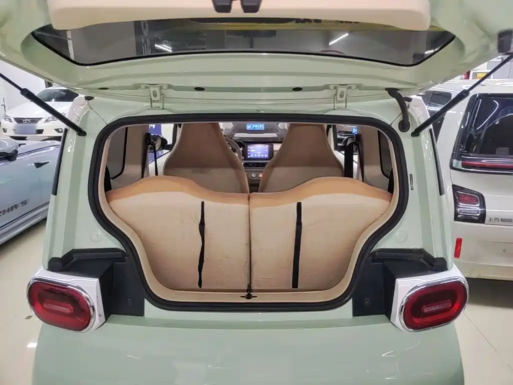 Wuling MINIEV — миниатюра 19