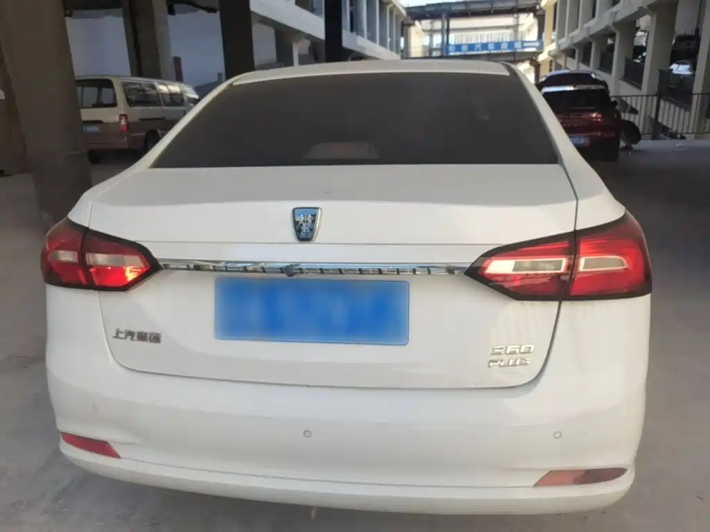 Roewe 360 — миниатюра 6