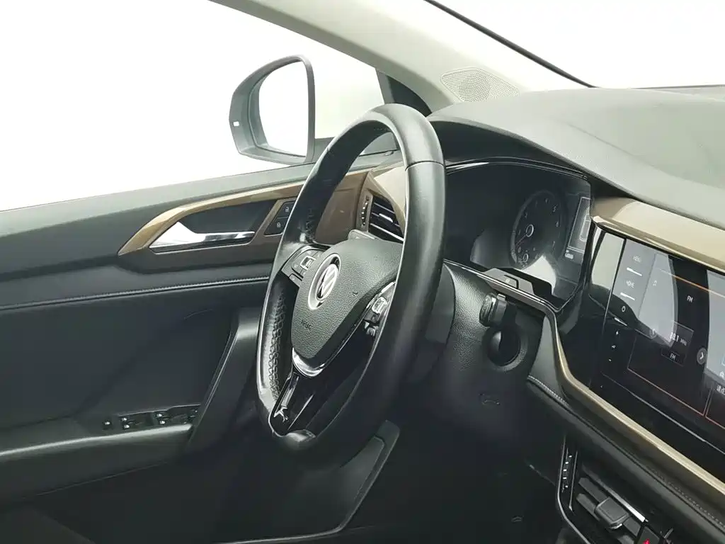 Volkswagen Tharu — миниатюра 22