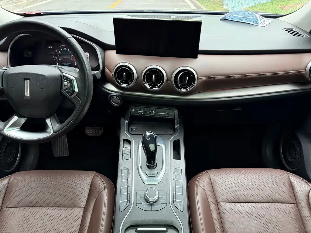 Wey Wey VV6 — миниатюра 7