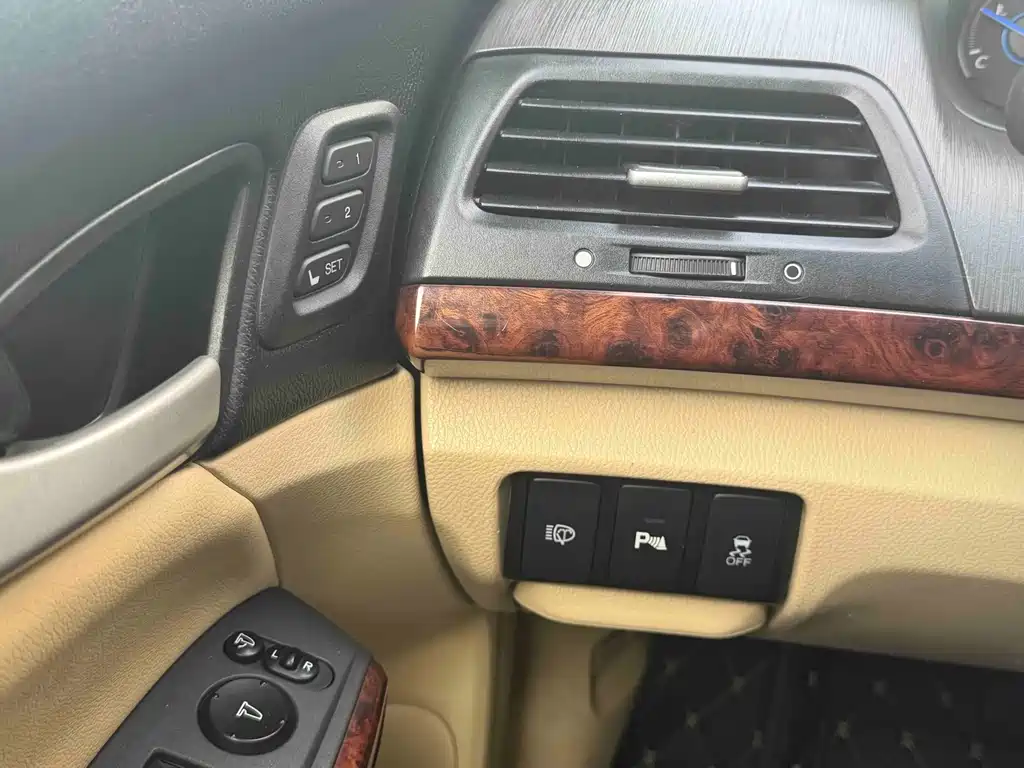 Honda Crosstour — фотографии объявления, Фото 16