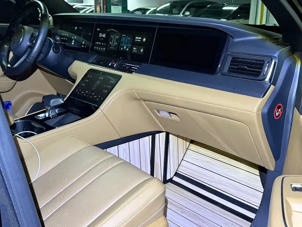 Li Auto Li ONE — миниатюра 9