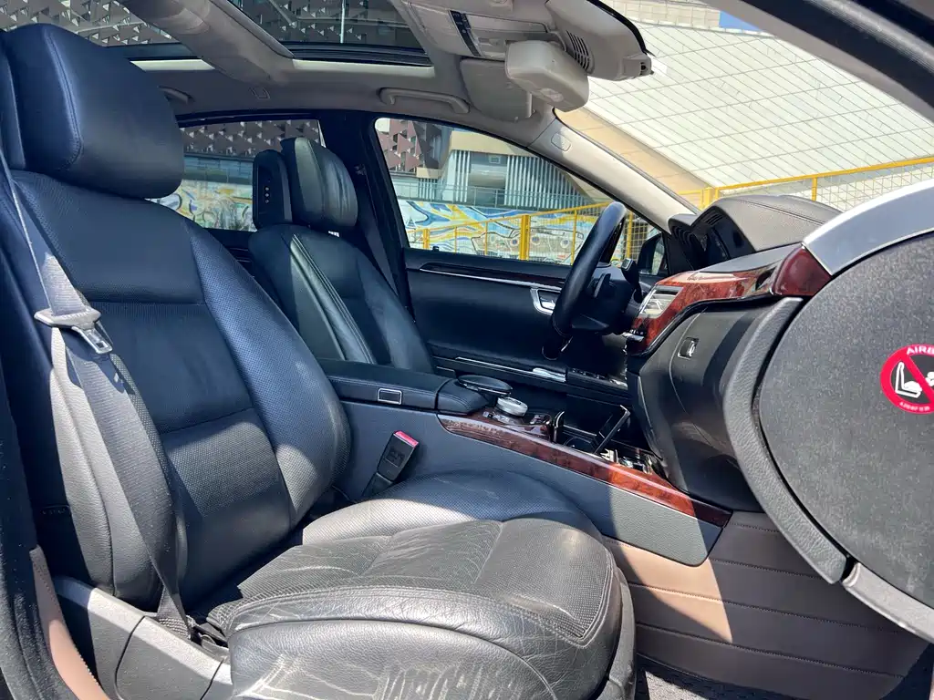 Mercedes-Benz S-Class — миниатюра 9