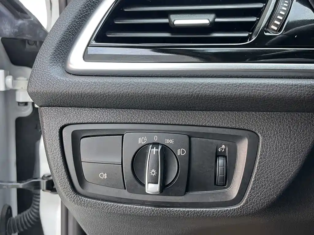 BMW 1 Series — миниатюра 13