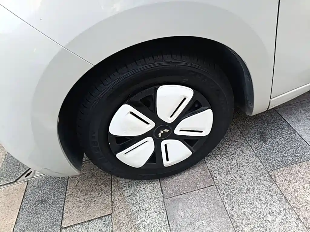 Wuling MINIEV — миниатюра 23