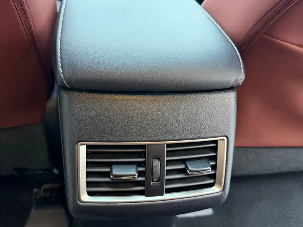 Lexus NX — миниатюра 13