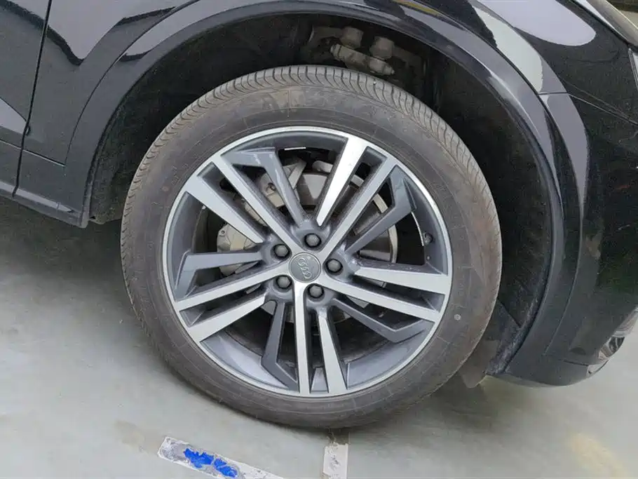 Audi Q5L 2020 40 TFSI Fashion