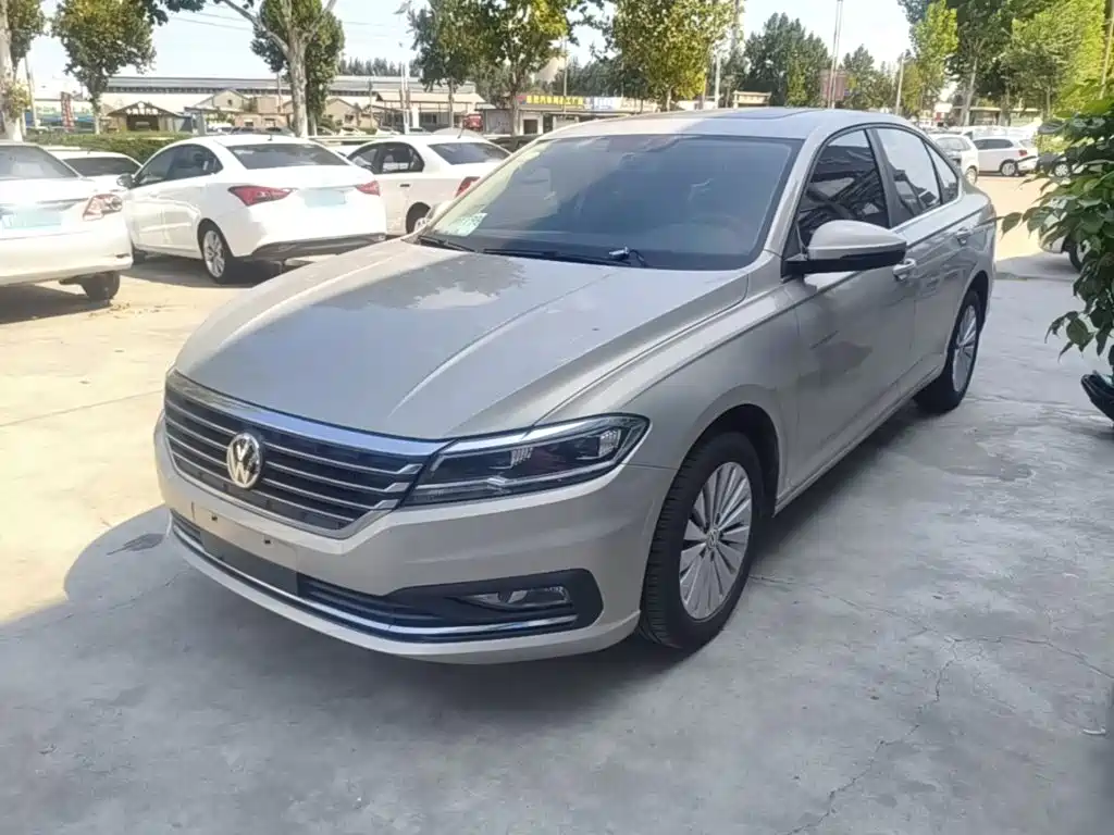 Volkswagen Lavida — миниатюра 2