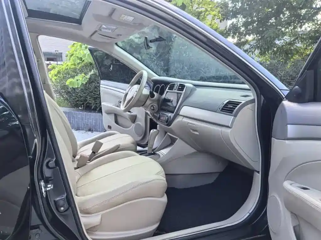 Nissan Sylphy — миниатюра 15