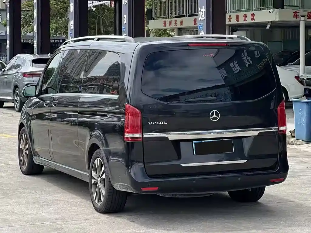 Mercedes-Benz V-Class — миниатюра 3